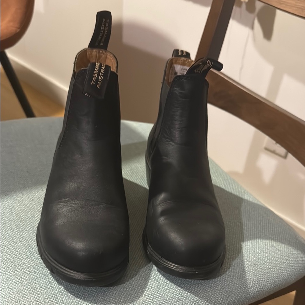 Black Leather Women's Shoes